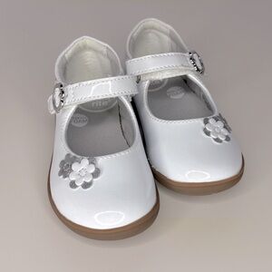 Stride Rite - White Patent Leather - Size 7